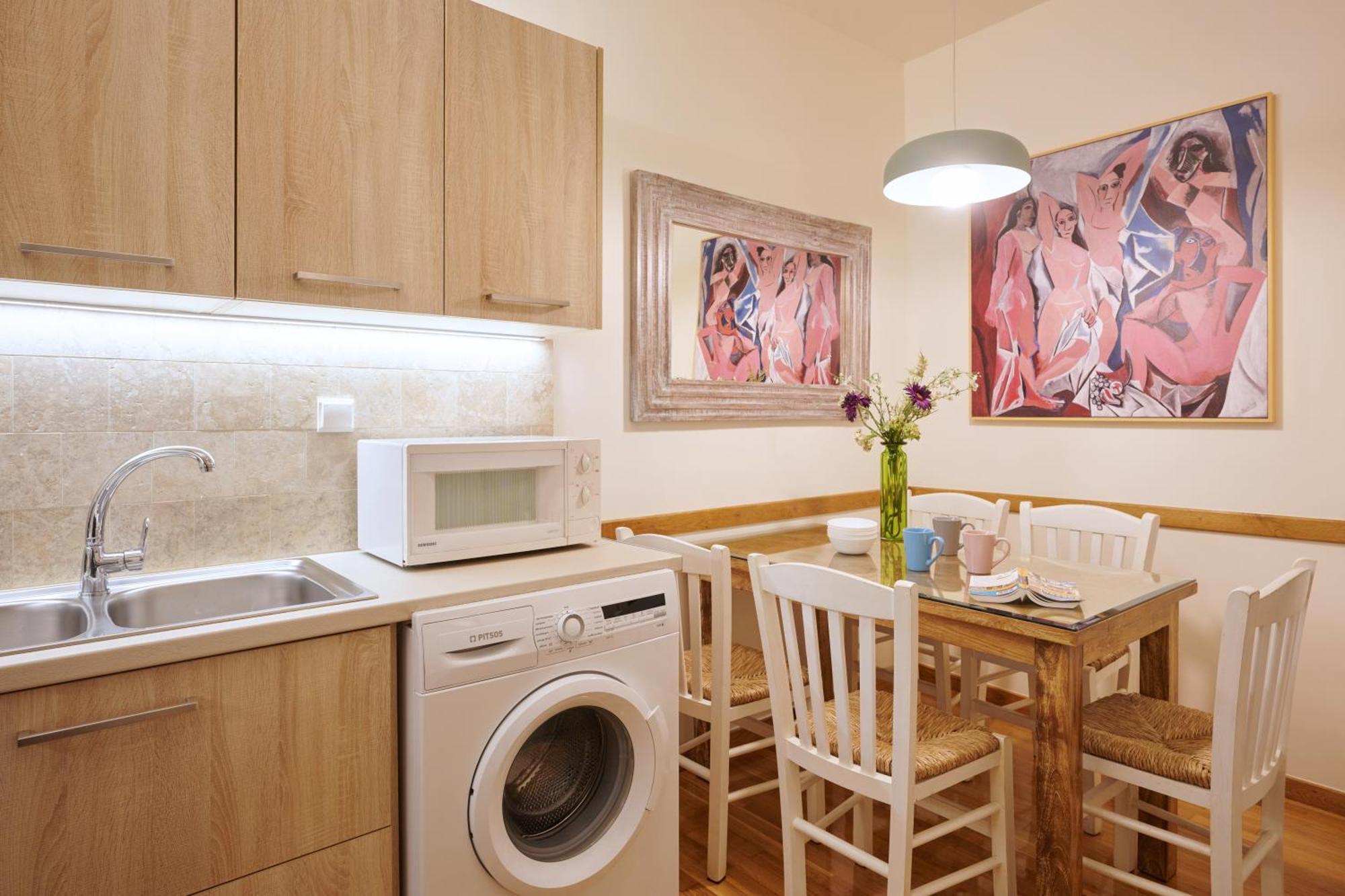 Rastoni Athens Suites Near Acropolis מראה חיצוני תמונה