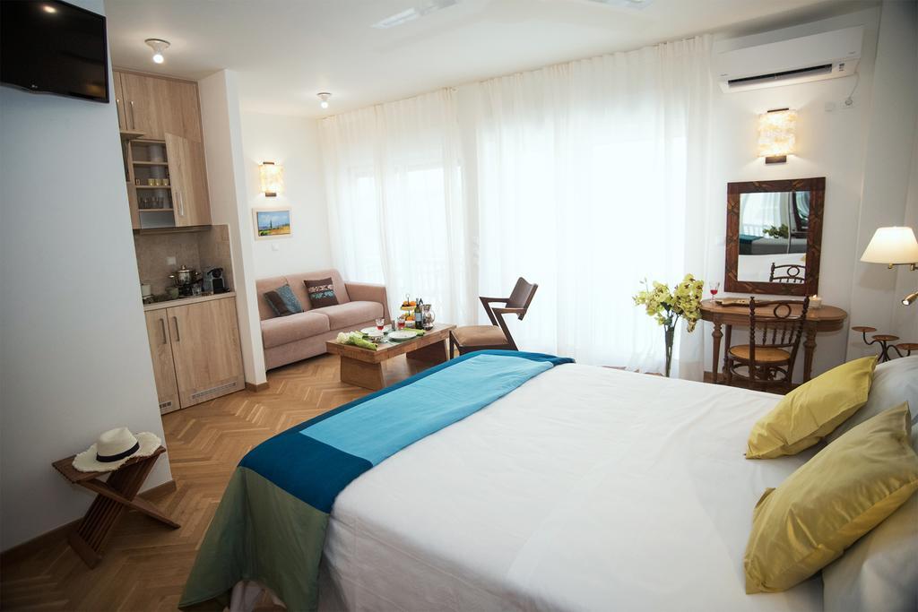 Rastoni Athens Suites Near Acropolis מראה חיצוני תמונה